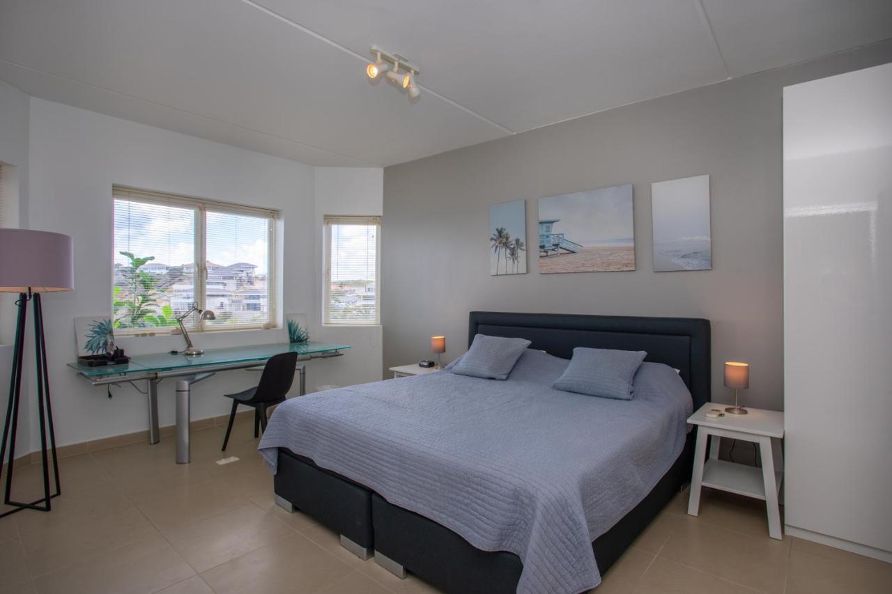 Blue Bay Beach Apartments Dış mekan fotoğraf